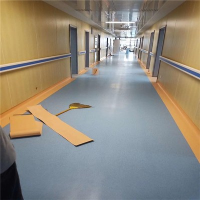 平衡車場館地膠-會議室地膠施工-耐福雅-凈化車間地膠施工